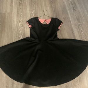 It has been worn 1 time